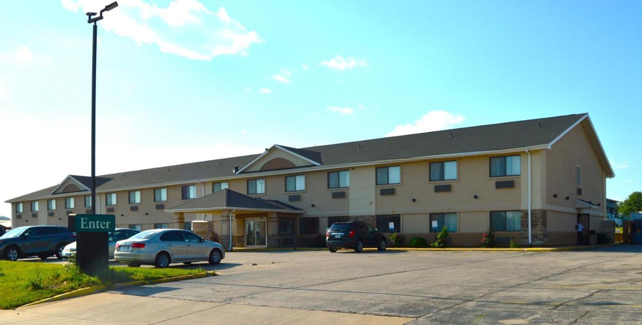 Quality Inn Coralville - Iowa River Landing Exterior foto