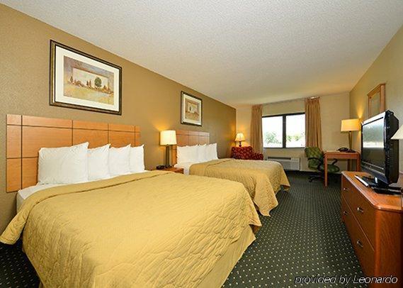 Quality Inn Coralville - Iowa River Landing Exterior foto